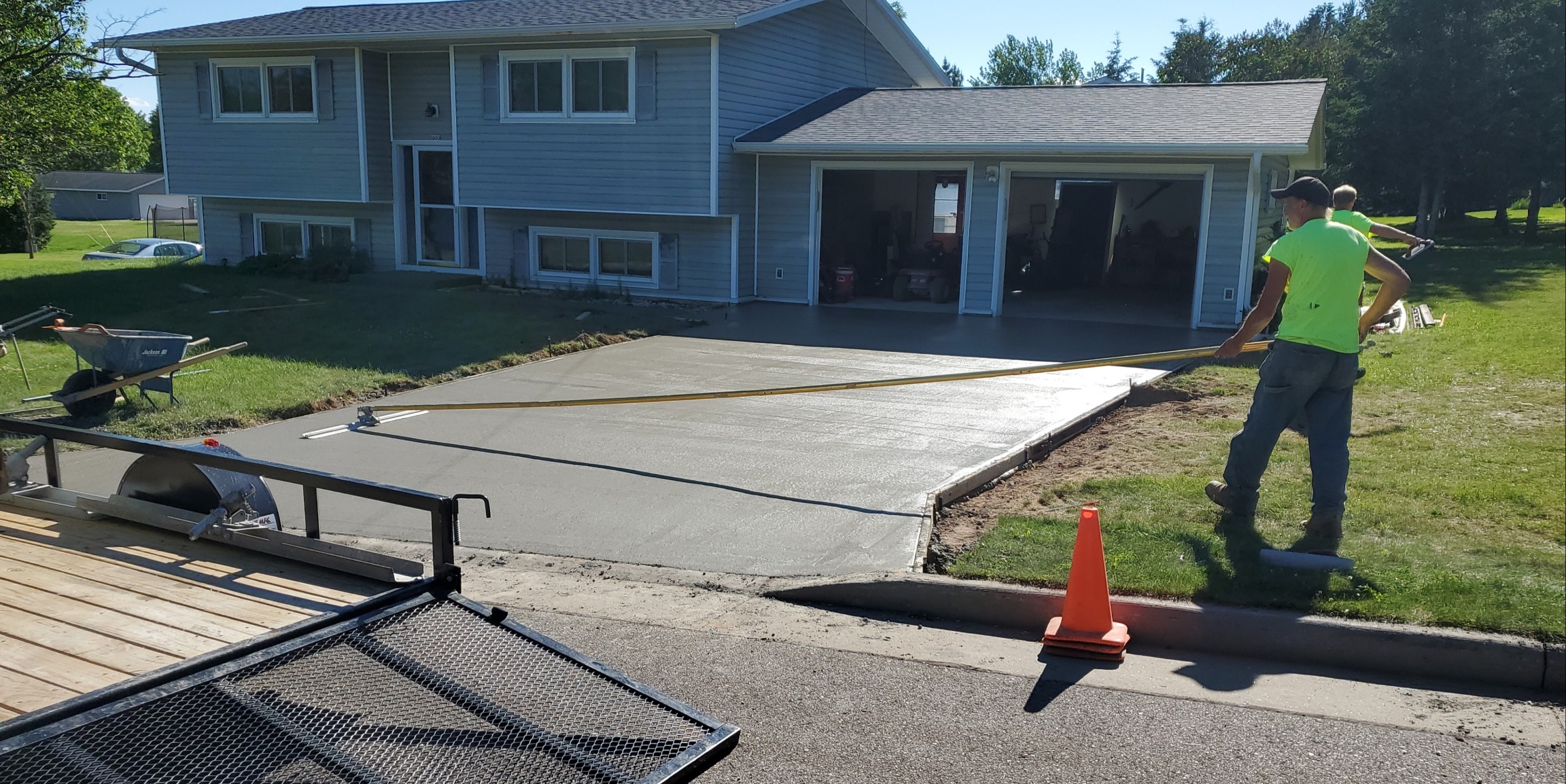New concrete driveway completed in Marathon County, WI