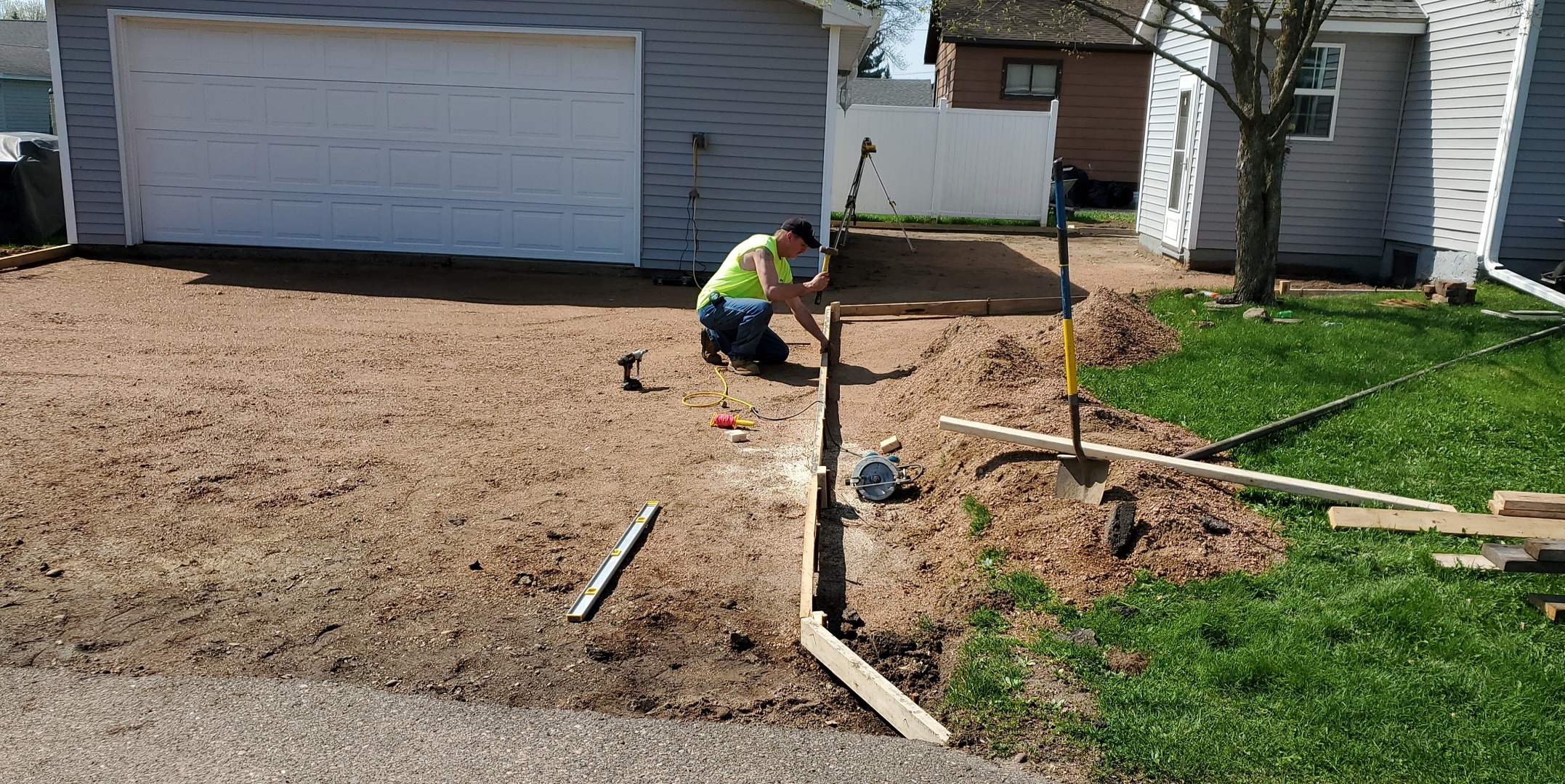 Custom concrete driveway with decorative finish in Marathon County, WI
